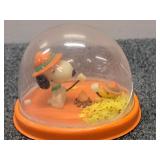 Vintage Snoopy Snow Globe