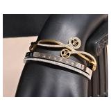 Faux Fashion Bracelets   NO REFUND