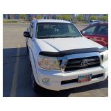 2006 Toyota Tacoma Pre Runner V-6  SR5