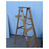 5 Ft. Wooden Ladder
