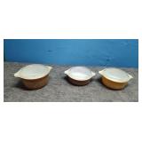 3 Piece Set  Pyrex Bowls with Lids