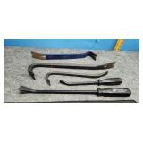 Tools crowbars