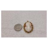 Vintage Brooch / Pendant