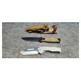 Two Belt Knives 4'-5'