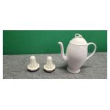 Coffee/Tea Pot & Salt and Pepper Shakers