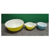 Vintage Pyrex Serving Bowls