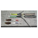 2) 4' Blade Knives w/ Sheaths & 4) 1 1/2' Chain