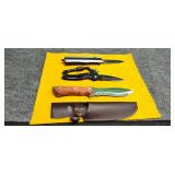 One fixed two belt knives possibly fake