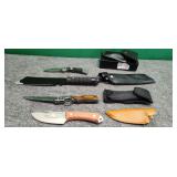 4 knives with Sheaths