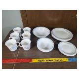 Correll dinnerware  25ct