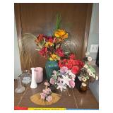 Potted flower arrangement fake and vases