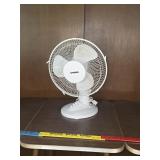 Optimus table fan