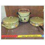 vintage 1970s Italian enamelware set and crockpot