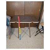 vintage 1950s Mid-Century Modern drop leaf table