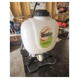 Roundup Commercial Backpack Sprayer