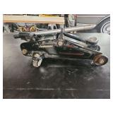Husky 2 Ton Trolley Jack