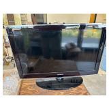 32" Samsung Television (2011)