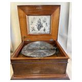 Regina 15 1/2' Mahogany Music Box