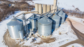New GSI 788,000-bushel steel tank at Assumption Cooperative Grain Co.’s elevator in Pana, IL.