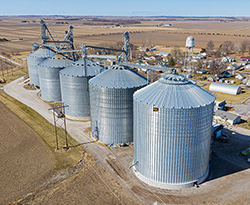 Like at Greenview, the New Holland facility also added a 788,000-bushel GSI steel tank.