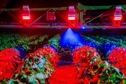 Stara’s Imperador 4000 Eco Spray can operate 24/7 using ONE SMART SPRAY’s technology, which includes an LED lighting system. (Stara photo)