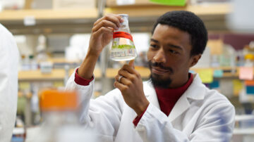 Biologist Kevin Cox has discovered a low-cost way to more easily study the detailed makeup of plant cells. (Photo: Donald Danforth Plant Science Center)