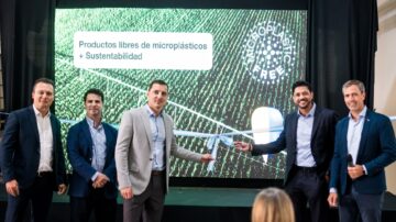From left to right: Bruno Hoeltgebaum, Global Business Director Incotec; Diego Mallo, General Manager Argentina, Croda; Luciano La Fico Guzzo, Regional Sales Manager Argentina, Incotec; Rafael Mendez, Regional Vice President Croda; Francisco Serra, General Manager Incotec LATAM.