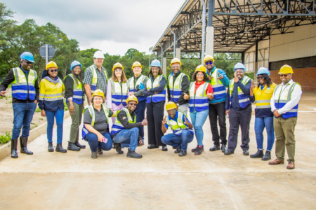 Team of Itaba maize seed facility. (Bayer AG)