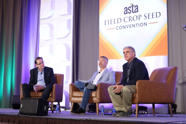 Dan Basse with farmers Jeff Mortenson and Randy Madden. (ASTA photos)