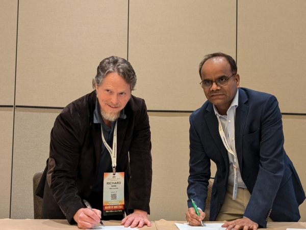 Richard Winn and Dr. Keshavulu Kunusoth.