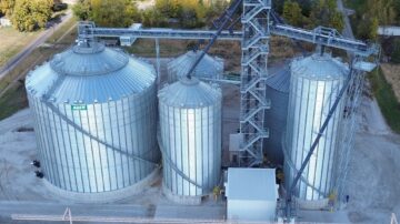 Roquette America Inc.’s rebuilt 850,000-bushel corn elevator in La Harpe, Ill. has been
operational since the 2025 fall harvest. Facility photos courtesy of valley view Agri-System