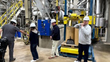 Tour of the NCERC facility. Photo credit: IL Corn.