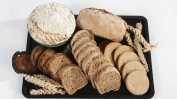 Scientists at Rothamsted Research have successfully developed wheat with dramatically reduced levels of asparagine, without affecting yield, using gene editing techniques, offering a promising route to safer food production and improved regulatory compliance. Photo credit: Rothamsted Research.