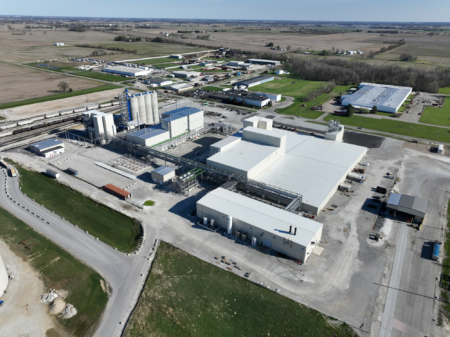 Bunge’s new soy protein concentrate facility in Morristown, Ind., produces powdered and textured concentrates for food, beverage, pet food and animal nutrition applications.