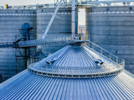 The replacement bin’s roof and fill conveyor system were operational by early October, just weeks after an Aug. 9 storm destroyed the original structure.