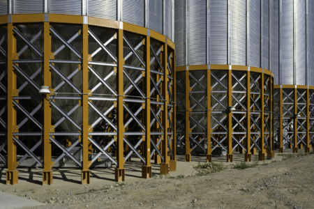 A six-pack of 50,000-bushel GSI hopper-bottom bins were built.