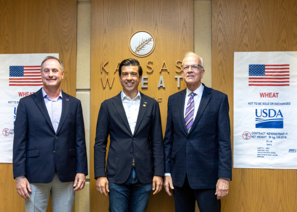 From left to right: U.S. Representative Tracey Mann (KS-01), Luke J. Lindberg, USDA Under Secretary for Trade and Foreign Agricultural Affairs and U.S. Senator Jerry Moran (R-Kan.) at the Kansas Wheat Innovation Center. Photo credit: U.S. Wheat Associates.