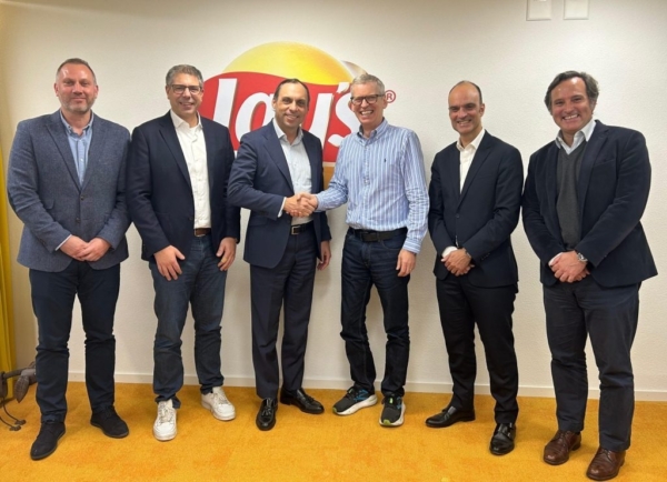 A new long-term agreement will help scale the use of low-carbon fertilizer, supporting over 1500 farmers across Europe. Photo credit: Fertiberia.