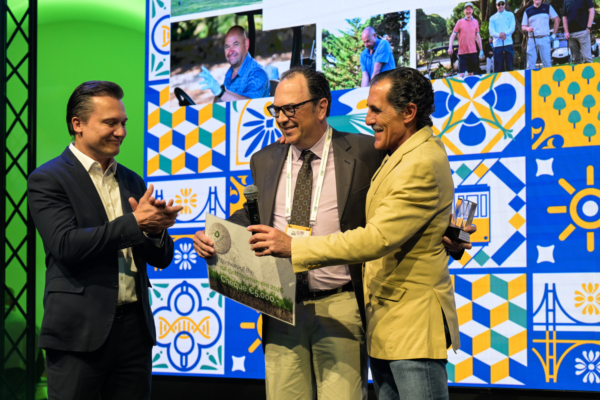 Incotec's Bruno Hoeltgebaum, Eduardo Negre and Antonio Villarroel accept the cheque for 5000 euro’s, to be donated to Càritas Diocesana de Barcelona. Photo credit: Incotec.