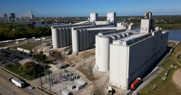 Located at 2221 Front Street in Toledo, Ohio, the new Mennel Milling Toledo location is a welcomed addition to the Mennel family. Photo courtesy of Mennel.