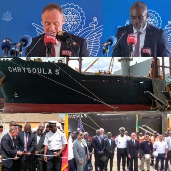 U.S. Ambassador Michael Raynor joined Seaboard representatives and the High Commander of the Port of Dakar for a portside ceremony and press event highlighting U.S. trade and investment in Senegal. Photo credit: U.S. Wheat Associates.