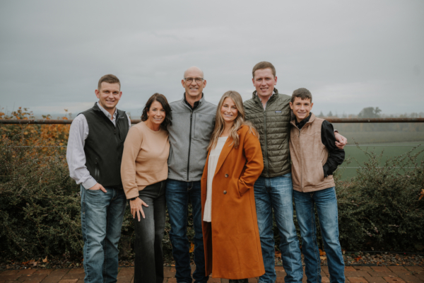 The Setniker family (from left to right) Cole Setniker, Michelle Setniker, Eric Setniker,
Makenna McKay, Michael McKay, Kord Setniker. Images courtesy of Universal Seed LLC