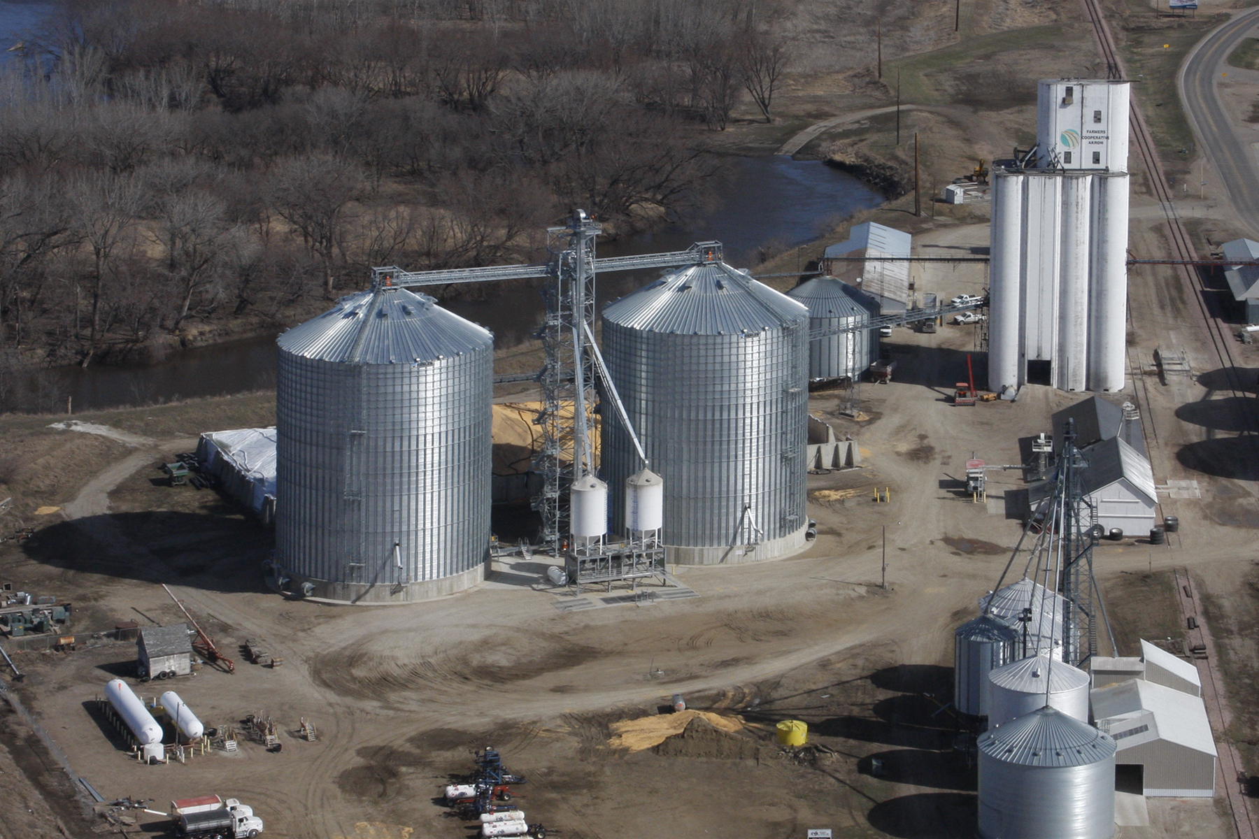 Central Valley Ag Adds Steel Annex at Elevator Next to Big Sioux River