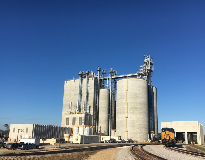 Wayne Farms’ New Feed Mill Uses Dual Batching System