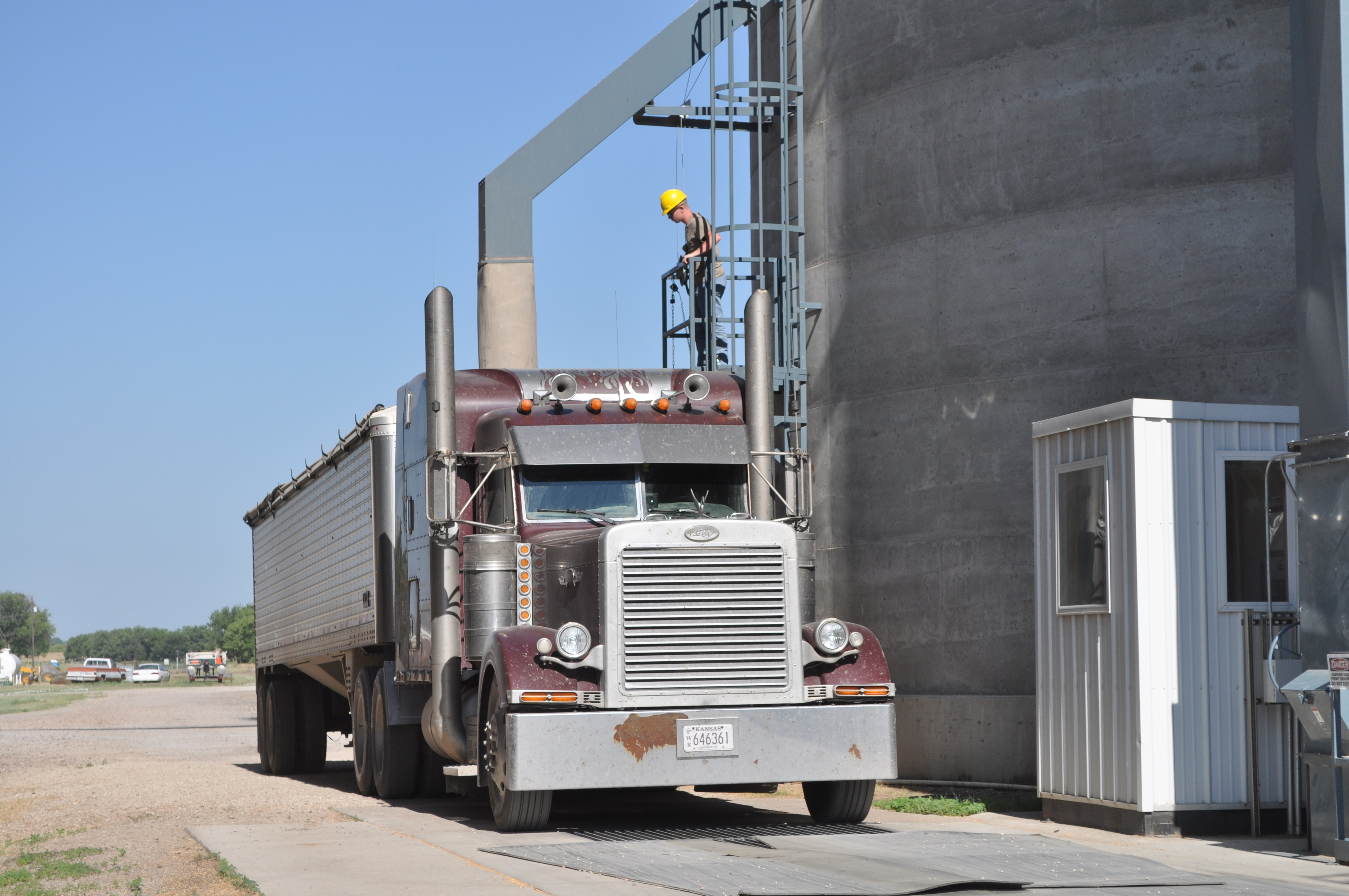 Survey Highlights COVID-19's Impact on Owner-Operator Truck Drivers…