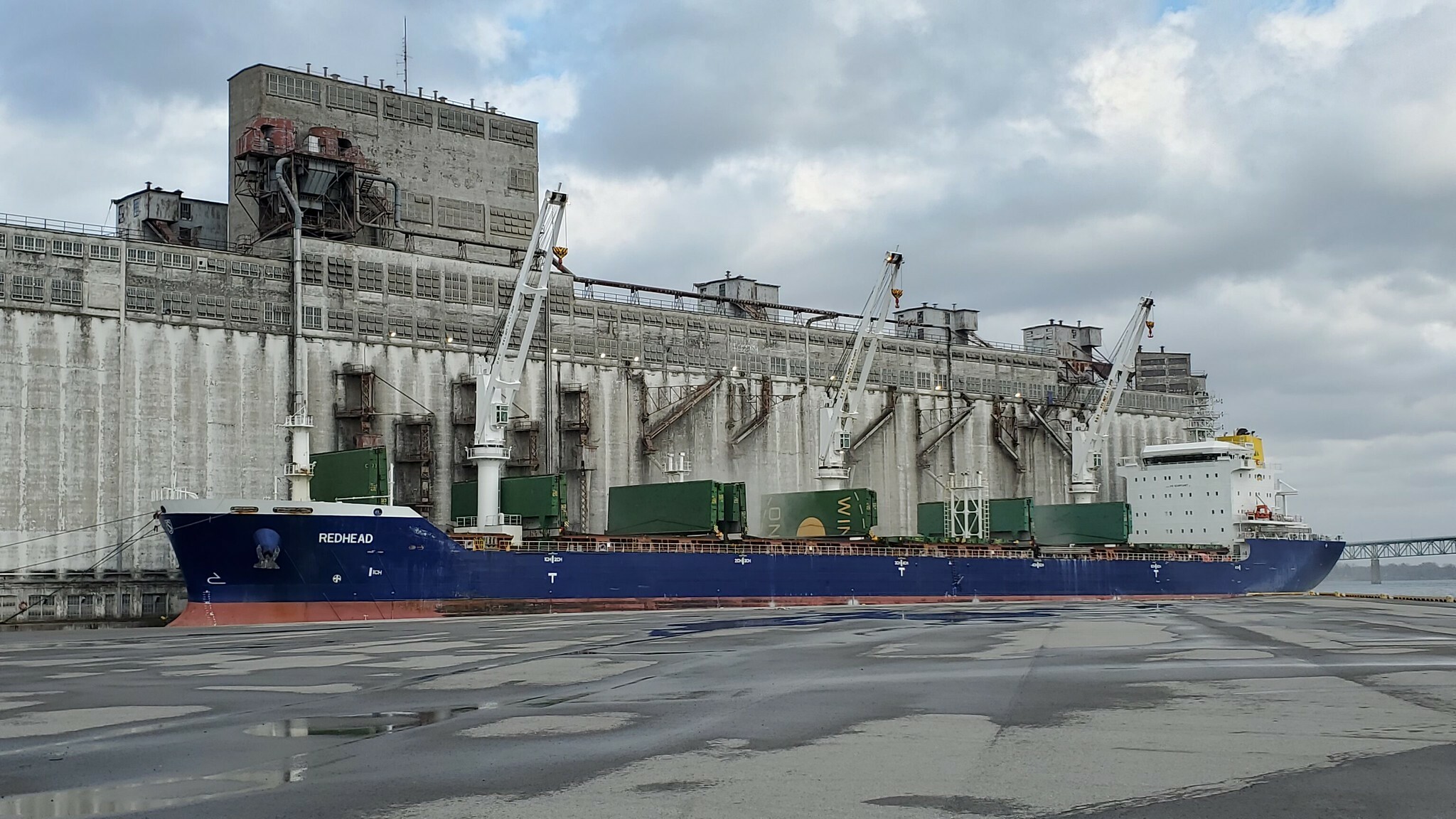 Congressional Leaders Recognized For Support Of Great Lakes St 