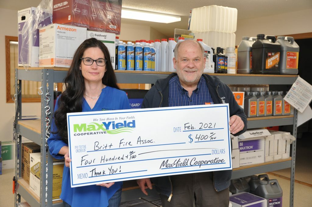 MaxYield Cooperative Donates 400 to Britt, IA Fire Department