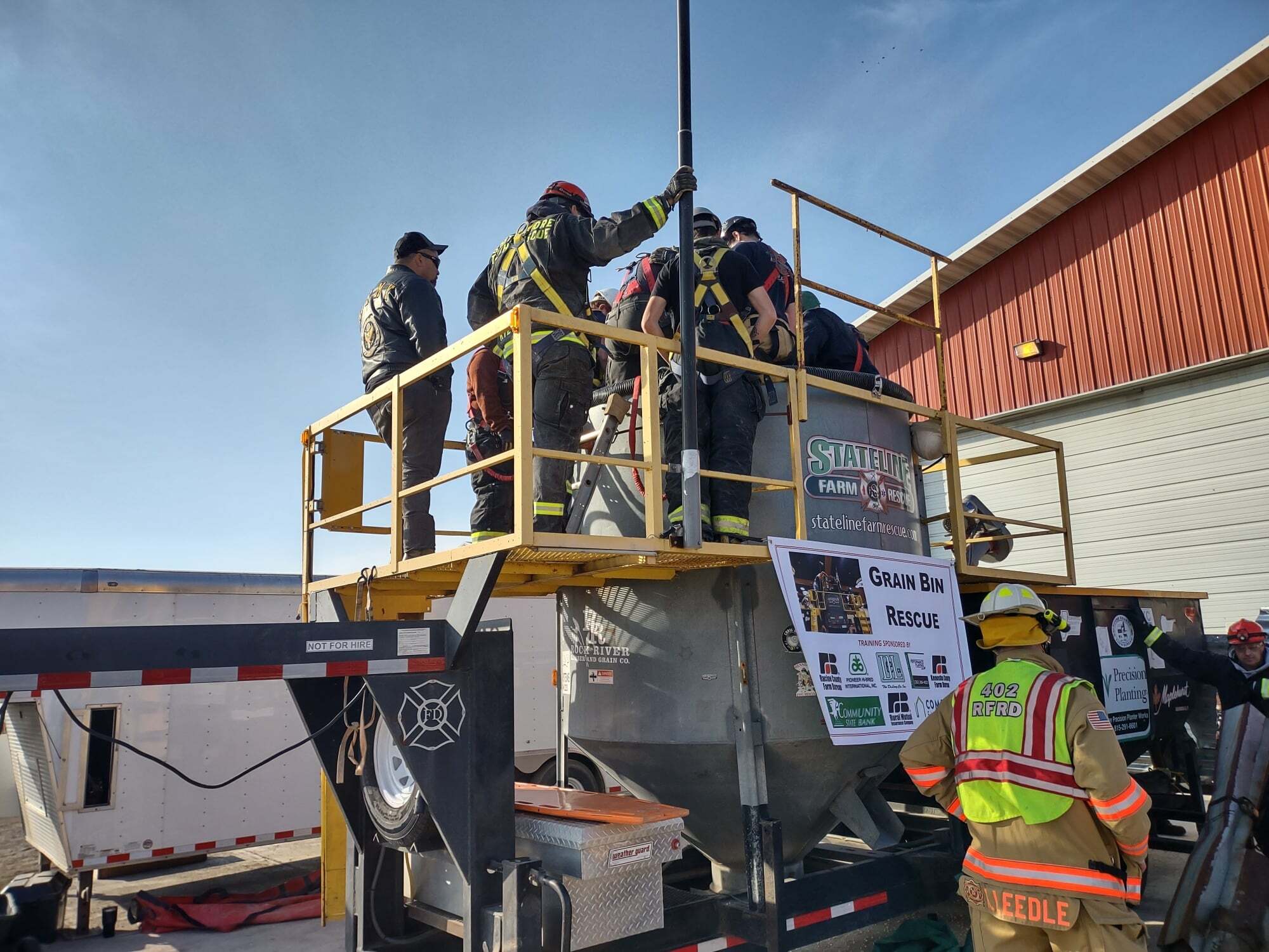 Nine Wisconsin Fire Departments Participate in Grain Bin Rescue…