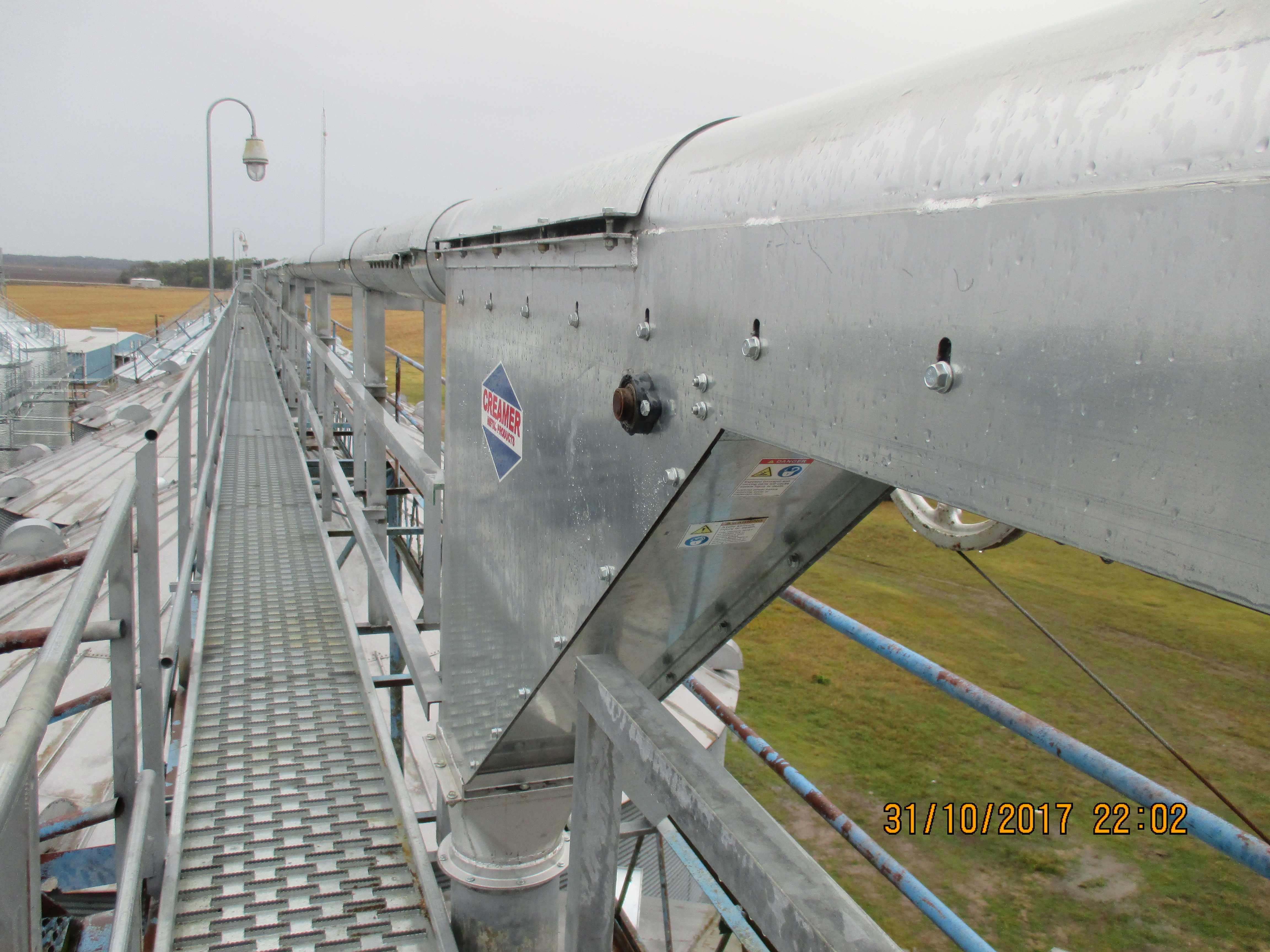 Creamer Metal Products GGR grain loop conveyor handles abrasive rice