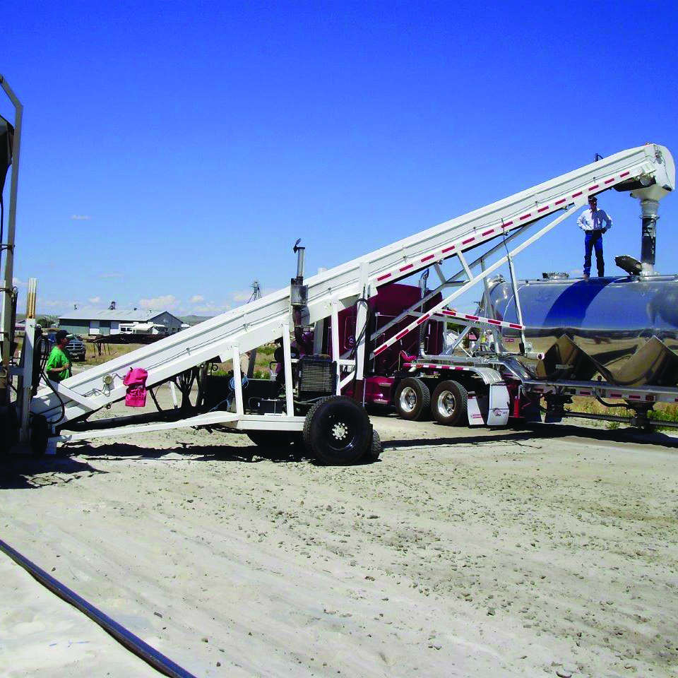 Portable Railcar Unloading Conveyor Can Unload 450 to 500 Tons of…